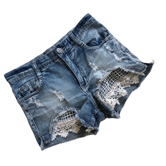 Vanilla Star | Women Size 5 Blue Distressed Lace Trim Shorts - Picture 7 of 7